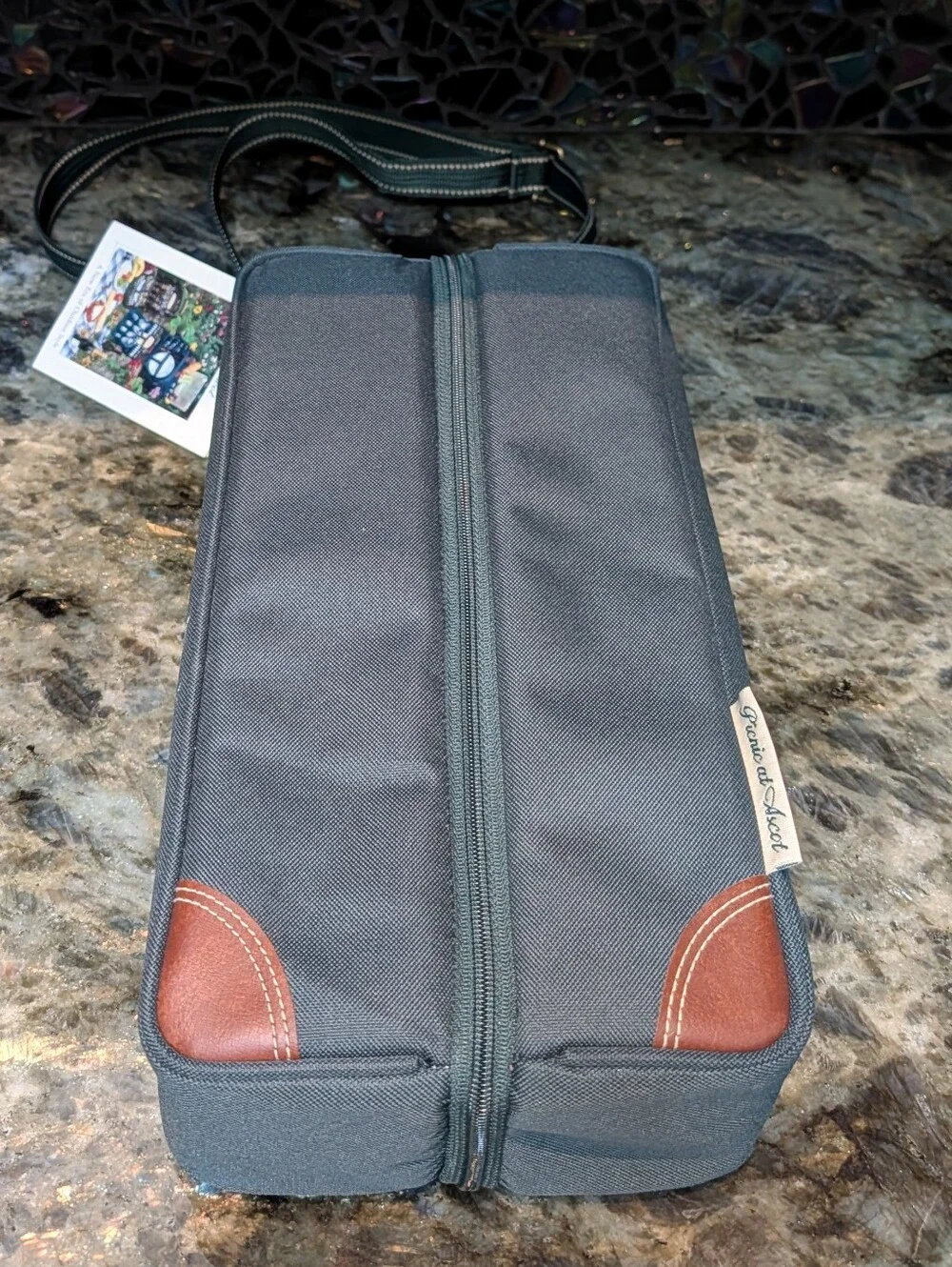 Vintage wine carrying